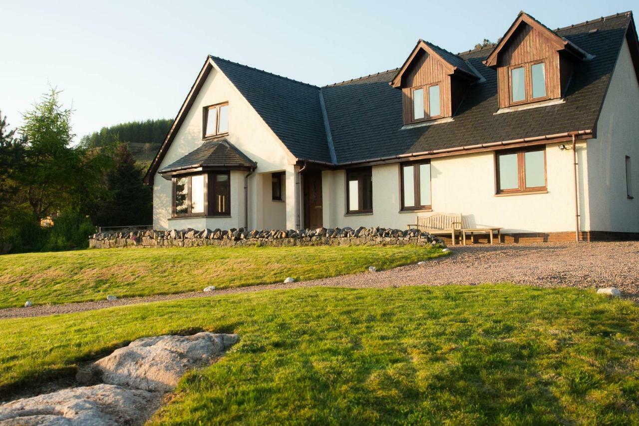 سترونتيان Otterburn Bed & Breakfast المظهر الخارجي الصورة